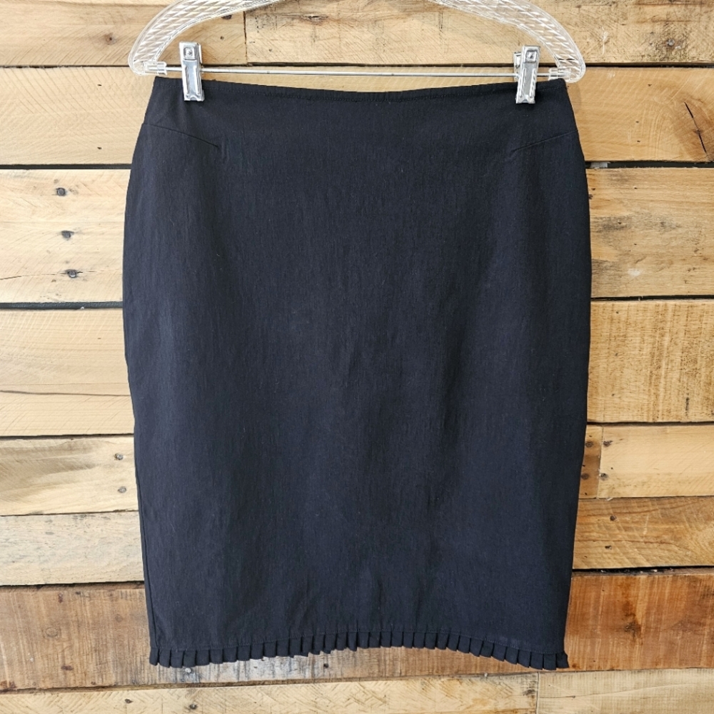 Vintage 1990s Express stretch black pencil skirt w/ ruffle hem